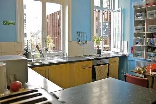 Dover Castle Hostel London 0*,  United Kingdom